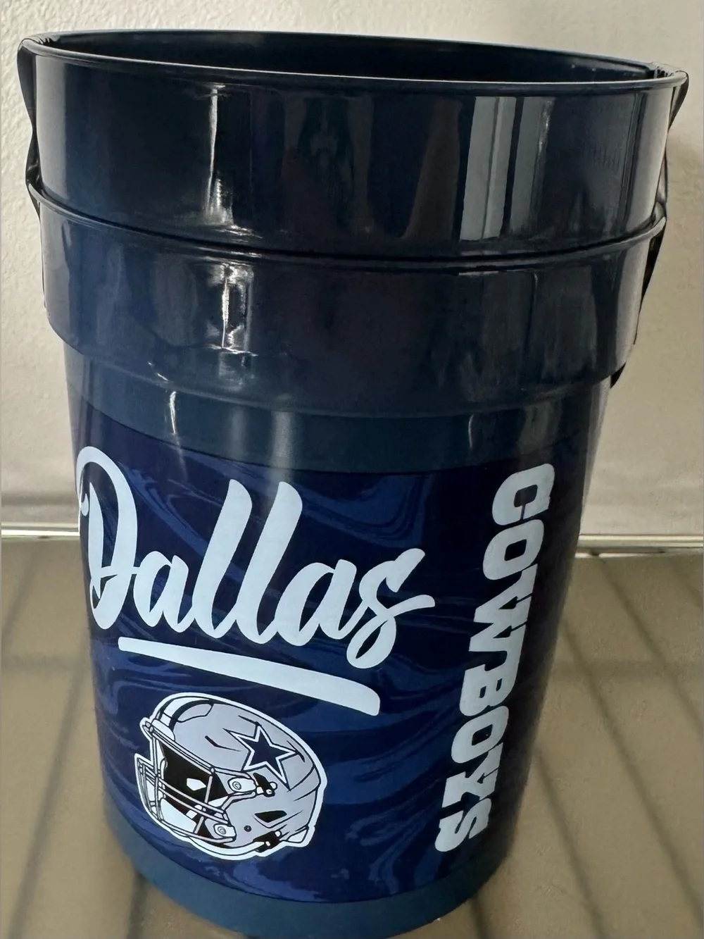 NFL Dallas Cowboys Blue Team Logo Plastic Cups - 2 Pack fan football